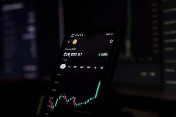 Bitcoin Ethereum e outras