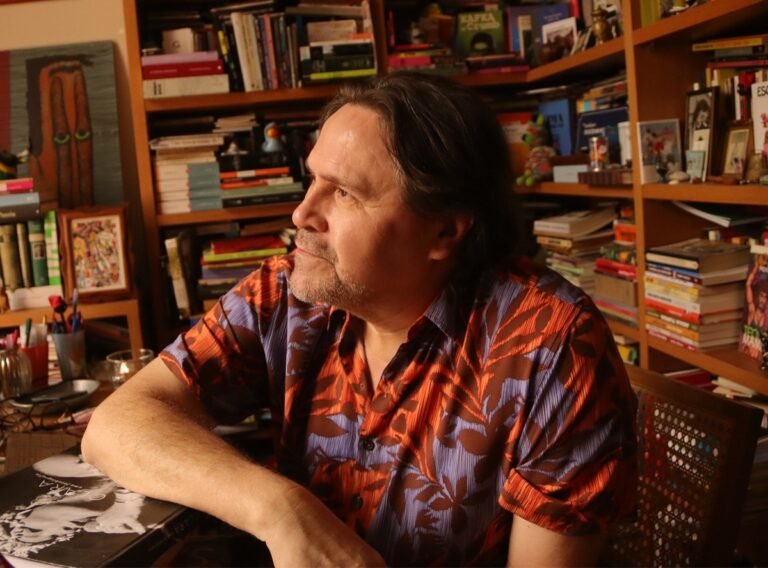 Como a opressão familiar no sertão nordestino moldou a sensibilidade do escritor Marcelino Freire